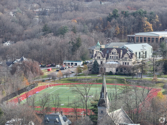 The Masters School is located in Dobbs Ferry, New York.