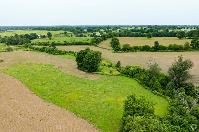 Temperatures in Loradale range from an average of 87°F in the summer to 26°F in the winter.
