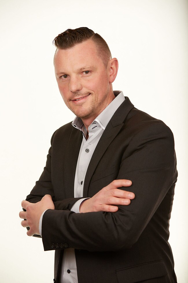 Agent Photo
