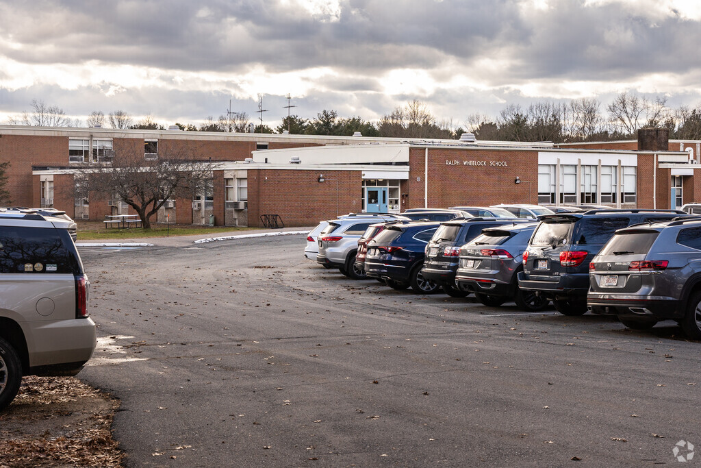 The Ralph Wheelock School in Medfield serves students is grades 2-3 and received an A on niche.