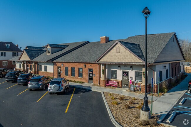 Pickerington Village offers lots of locally owned shops like Ruby Joy Boutique.