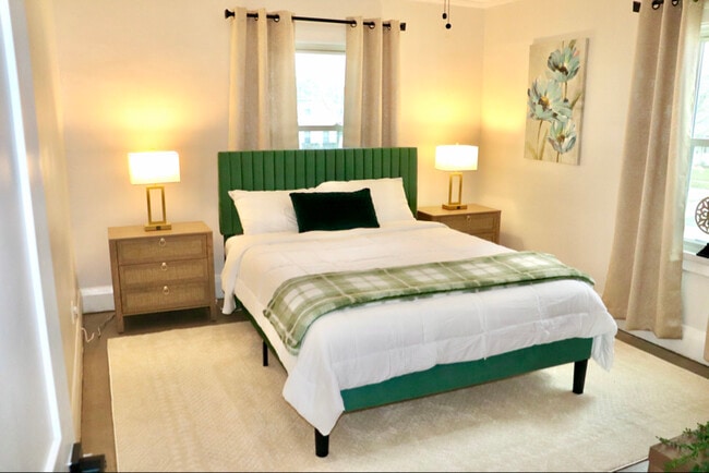 1912 Fernwood Ave, Toledo, OH 43607 - photo 2