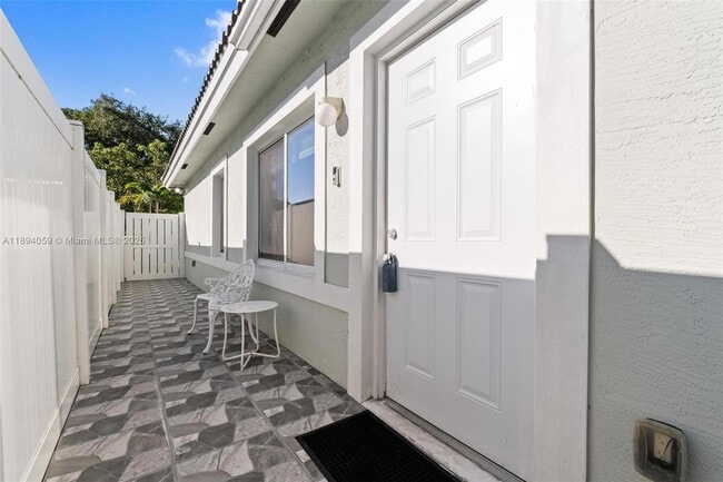 6035 SW 40th Ct, Miramar, FL 33023 - photo 2