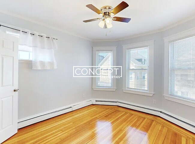 3 Ropes St unit 2, Salem, MA 01970 - photo 7