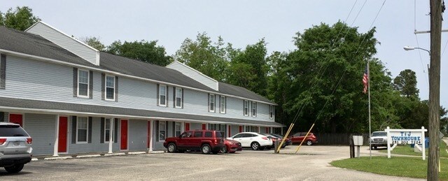 321 N Trammell St unit 4, Atmore, AL 36502 - photo 5