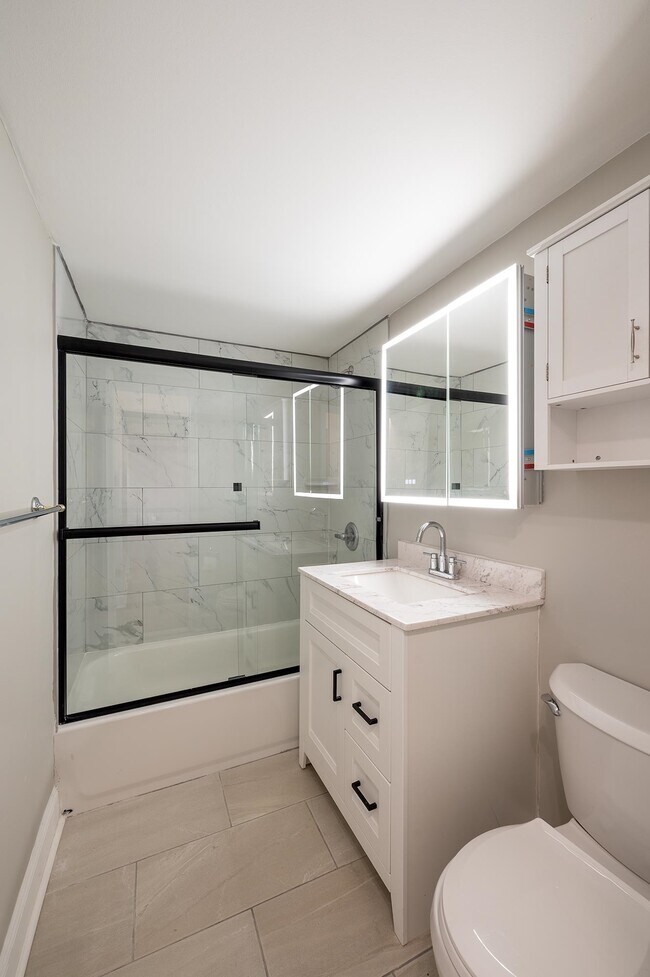 Park Hudson Apartments, North Bergen, NJ 07047 - photo 7