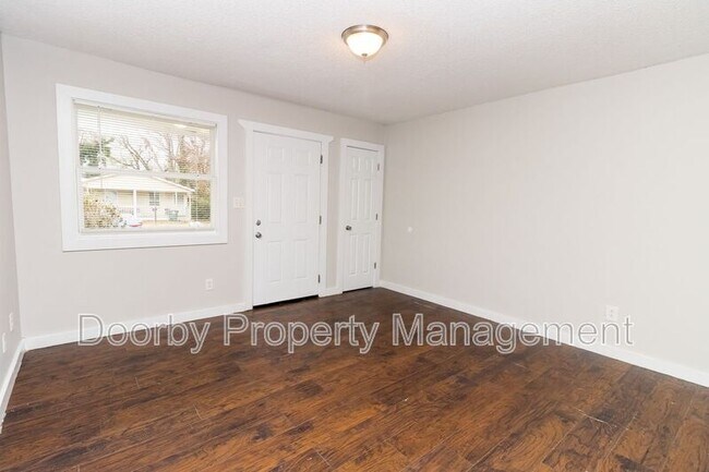 1104 N Hawthorne St unit A, Chattanooga, TN 37406 - photo 3