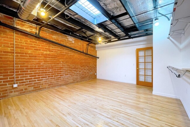 5401 Alvern Cir unit Suite D, Los Angeles, CA 90045 - photo 4