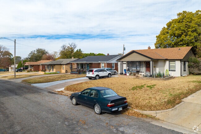 Grandview Heights homes are spaced close together.