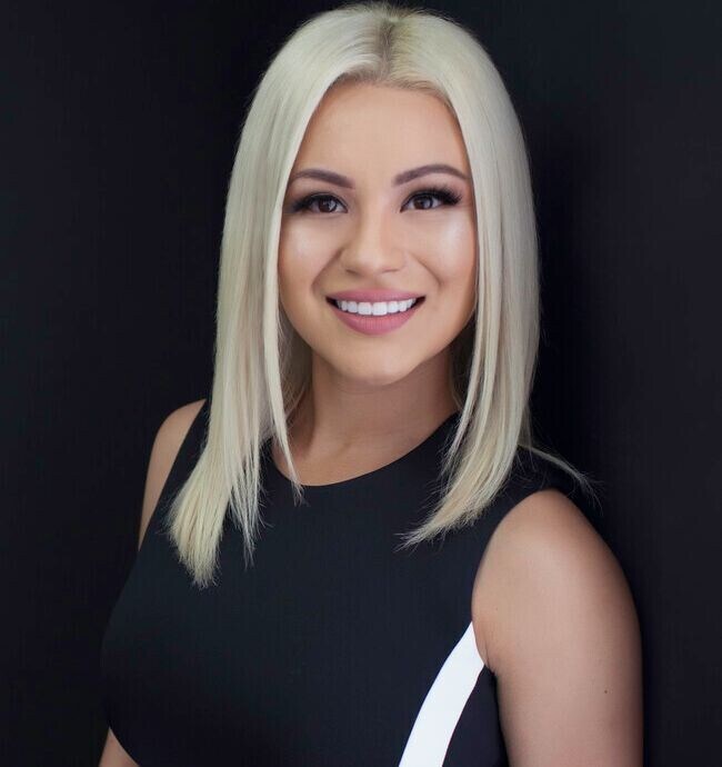 Agent Photo