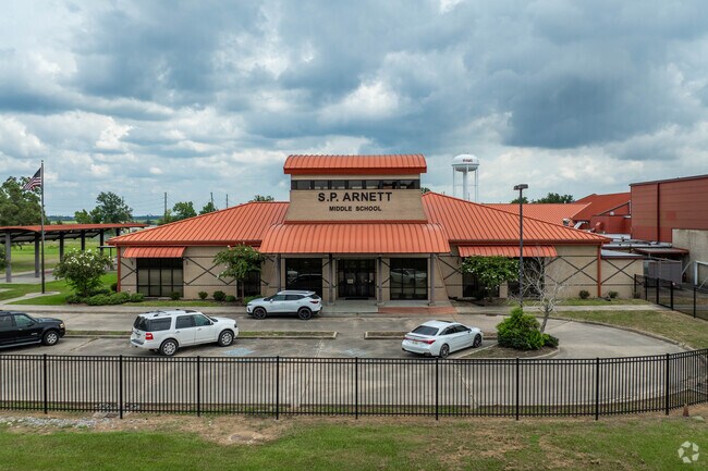 S.P. Arnett Middle is a place where students can thrive.