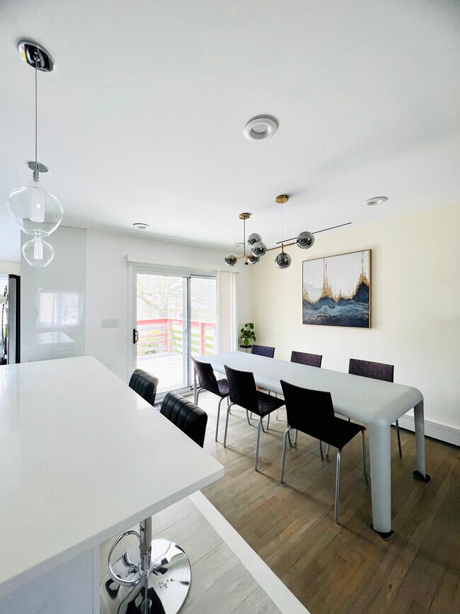 66 Smith St unit House, Glen Cove, NY 11542 - photo 7