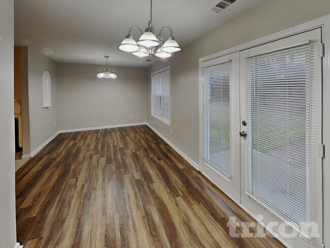 6899 Mahonia Place, Lithonia, GA 30038 - photo 5