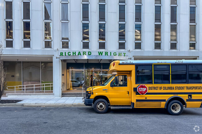 Bus pick up in front of Richard Wright School -PCS