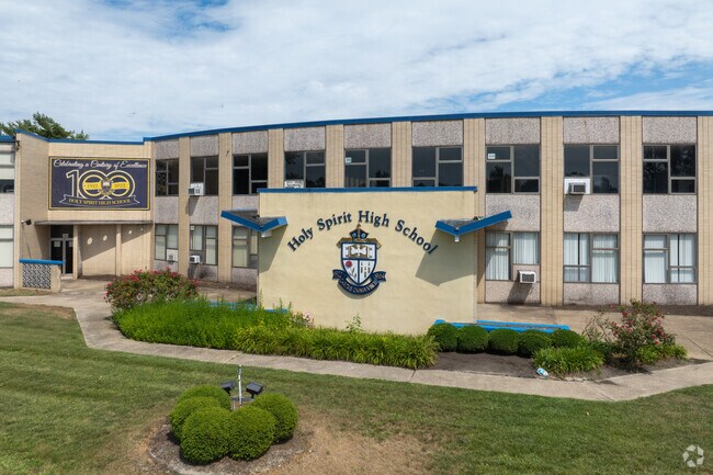 Holy Spirit High School received an A rating from Niche.