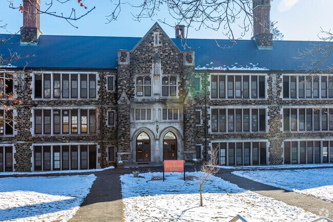 Jefferson Elementary is a fine learning institution located in Maplewood, NJ.