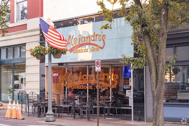 Alejandro's Mexican Grill is where Gilmer residents go for good Mexican food.