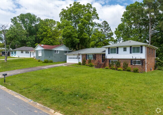 Another popular home style in Morrow is split-level.