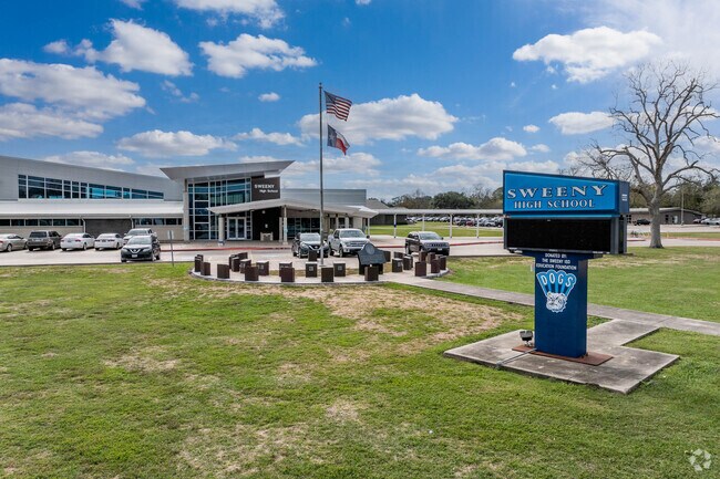 Sweeny High School serves grades 9-12 in the Sweeny neighborhood.