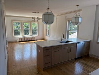 531-539 Hinman Ave, Evanston, IL 60202