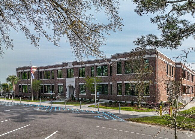 Summerville High is a public high school option for Summerville families.