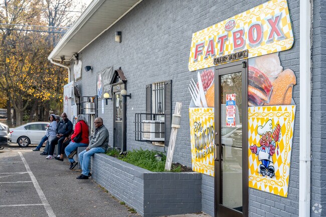 The Rolling Rib in Melwood serves barbecue Friday through Sunday.