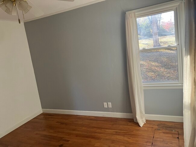 6825 W 82nd St, Overland Park, KS 66204 - photo 5