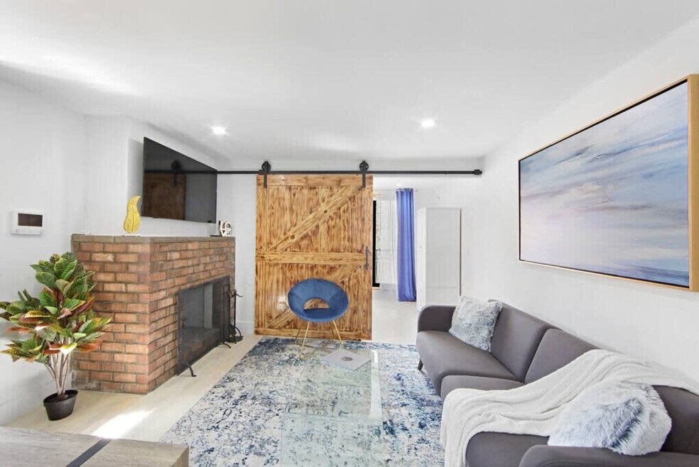 244 E 75th St unit FL6-ID1021895P, New York, NY 10021 - photo 1