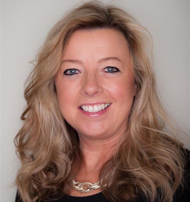 Annette Hoefer