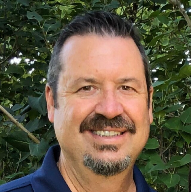Jonathan Holsten
