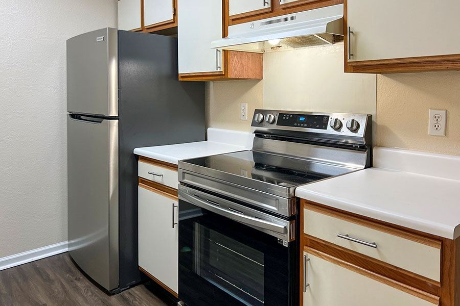 PARK VILLAGE OF PARIS, Paris, TN 38242 - photo 1