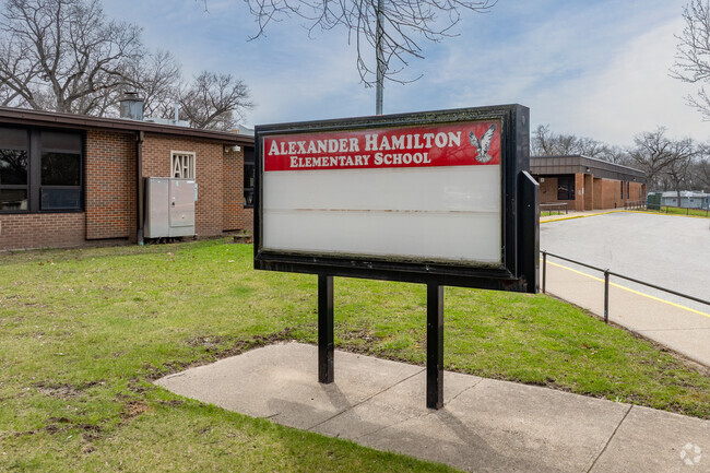 Alexander Hamilton Public Elementary School pylon.