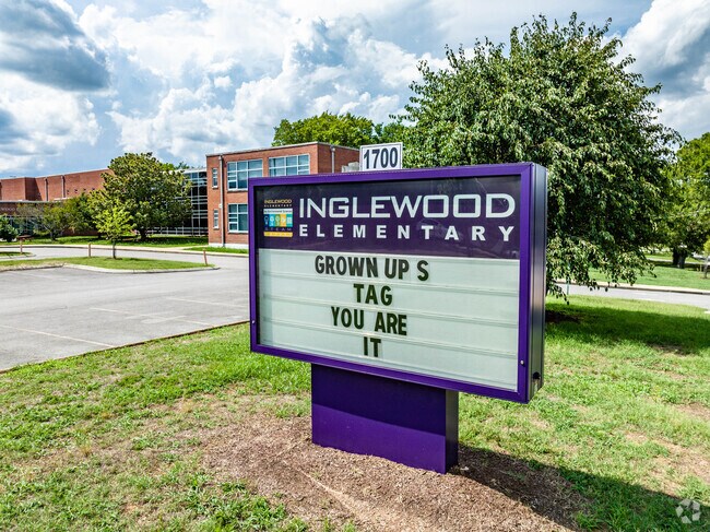 The sign to Inglewood Elementary in the East Nashville neighborhood.