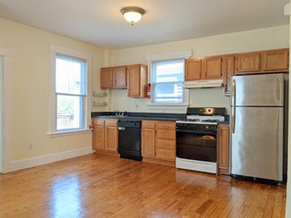 397 Washington St Unit 3, Somerville, MA 02143