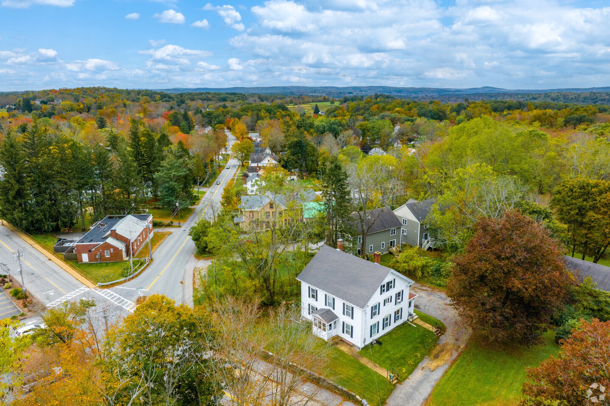North and South Main meet in North Brookfield.