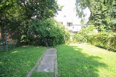 263 W Rittenhouse St unit FRONT, Philadelphia, PA 19144 - photo 4