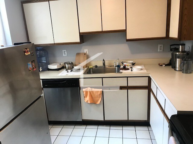 84 Gordon St unit 303, Brighton, MA 02135 - photo 4