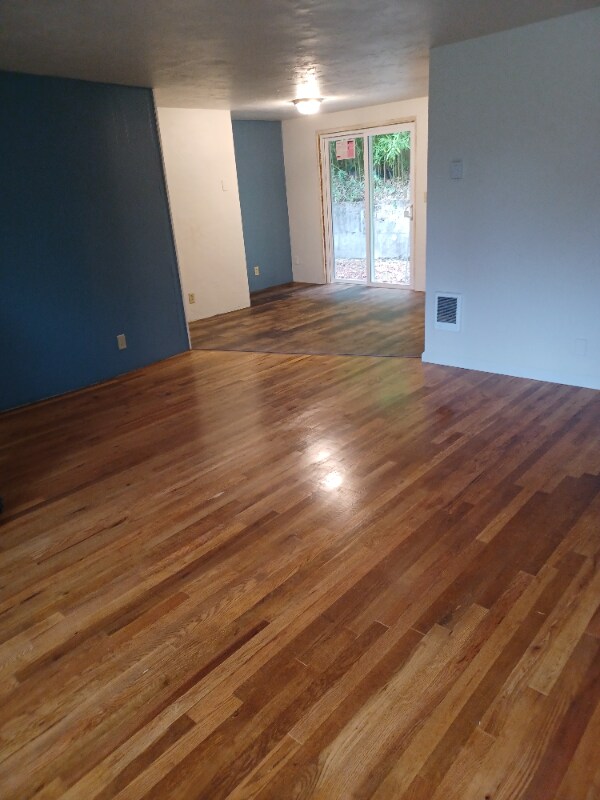 585 W 26th Ave, Eugene, OR 97405 - photo 4