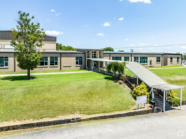 The front entrance to Jim Satterfield Middle School.