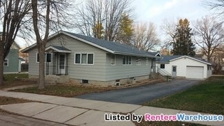 207 N 6th St, Henderson, MN 56044