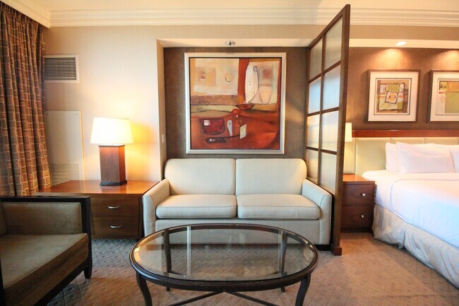 125 E Harmon Ave unit 18, Las Vegas, NV 89109 - photo 5