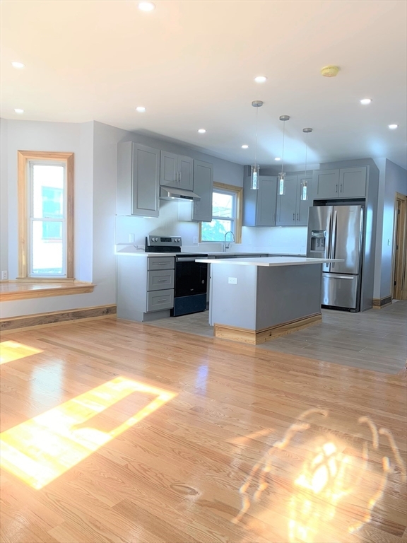 28 Tolman St Unit 1, Boston, MA 02122