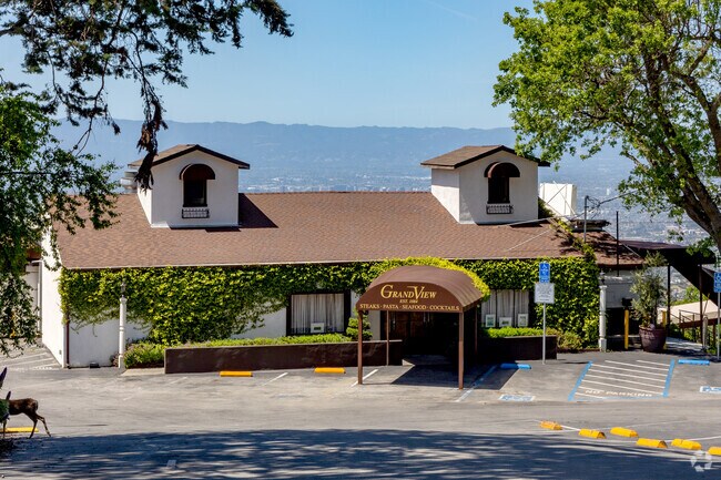 The Grandview is a classic steakhouse in East Foothills.