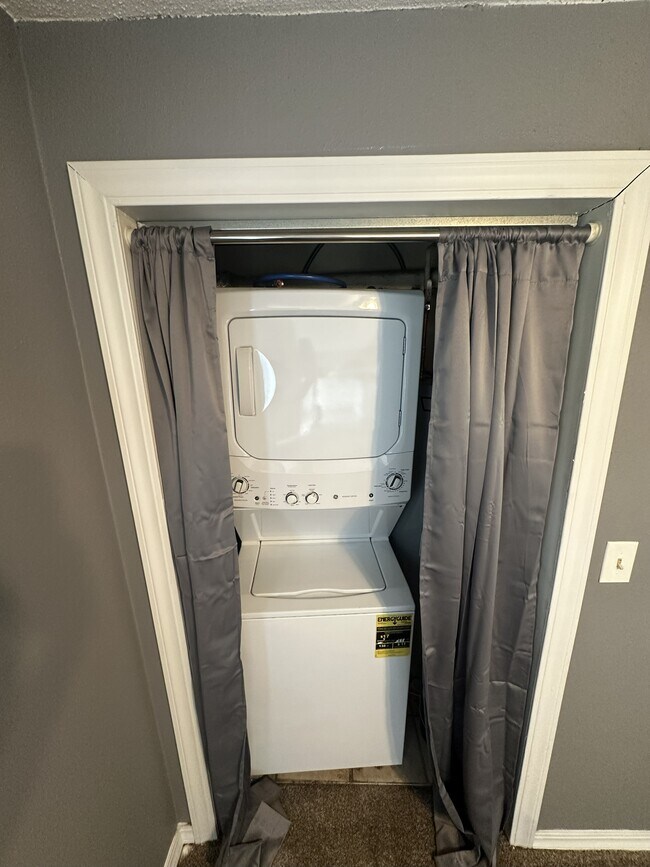 613 N Franklin Ave unit One, Sioux Falls, SD 57103 - photo 3