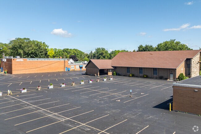 Redeemer Lutheran School is a private, Christian school in Green Bay, WI.
