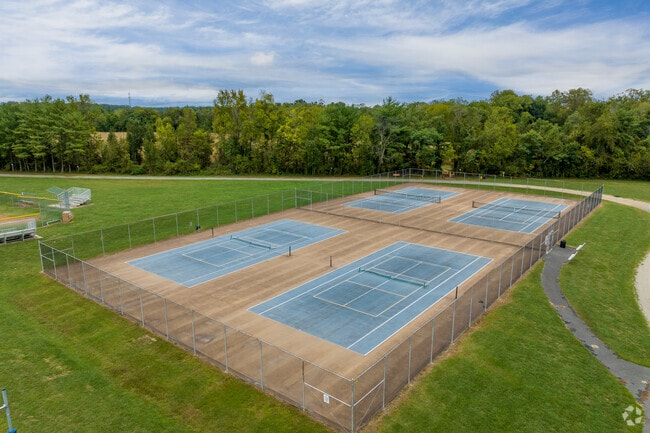 John Lee Pratt Memorial Park in Leeland features tennis courts.