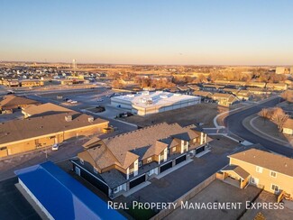 301 Harvest Trail Unit 4, Harrisburg, SD 57032
