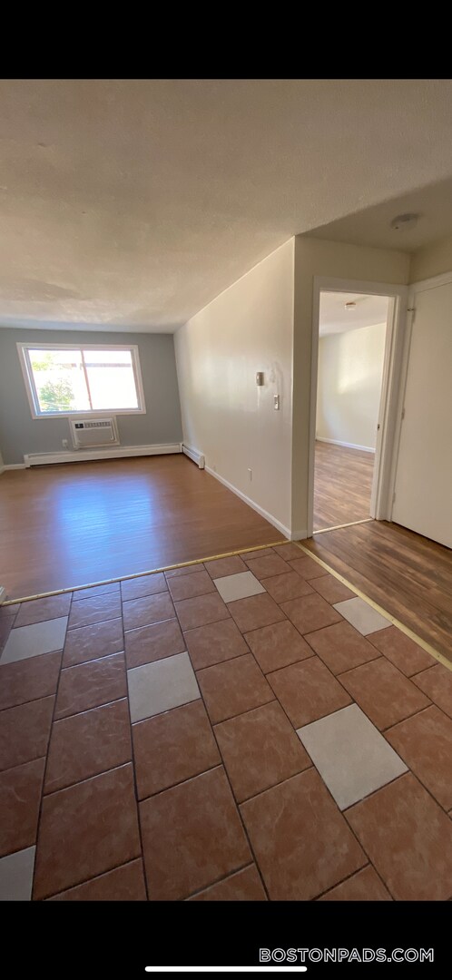 134 Willard St unit 20, Lowell, MA 01850 - photo 3