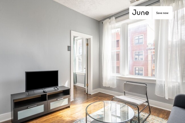 2250 W North Ave, Chicago, IL 60647 - photo 6