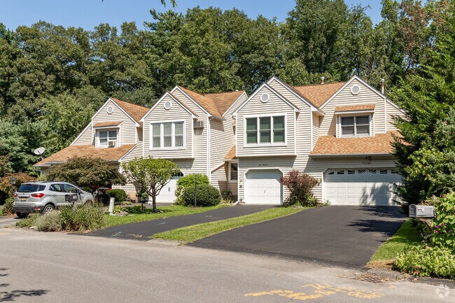 Condos are also available to live in Glasco.